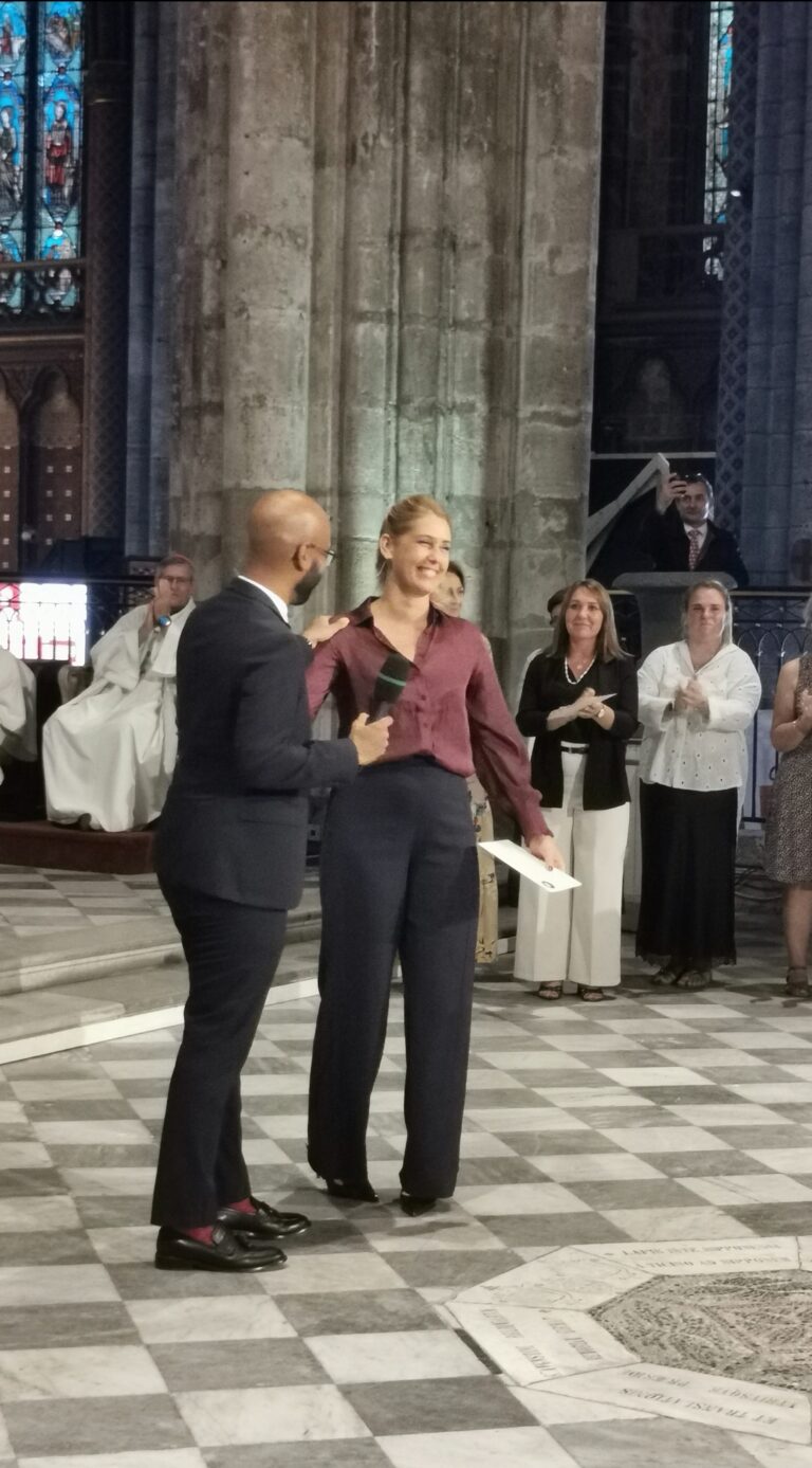 Remise d’une lettre de mission à la cathédrale Saint-André